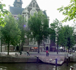 the homomonument in front of a church in amsterdam